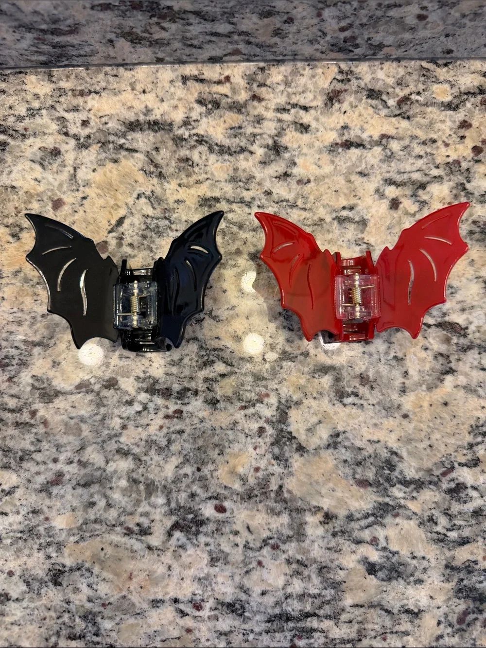 Black and Red Bat Wing Hair Clips 🦇